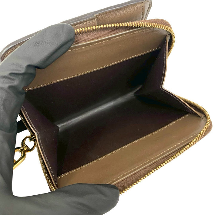 二つ折り財布 フェンディ