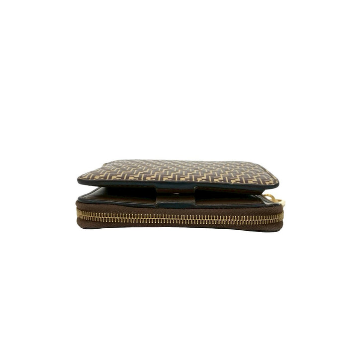 二つ折り財布 フェンディ