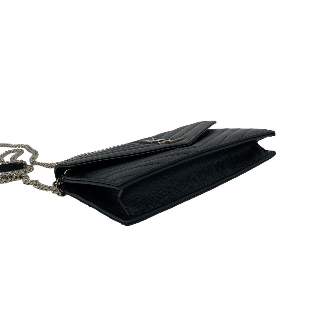 ショルダーバッグ イヴ・サンローラン カサンドラ エンベロープ チェーンウォレット