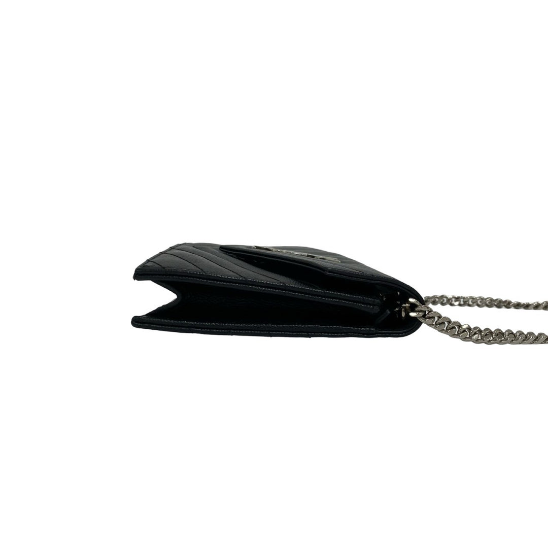 ショルダーバッグ イヴ・サンローラン カサンドラ エンベロープ チェーンウォレット