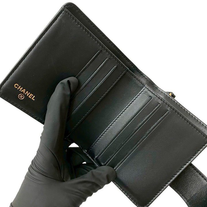 二つ折り財布 シャネル