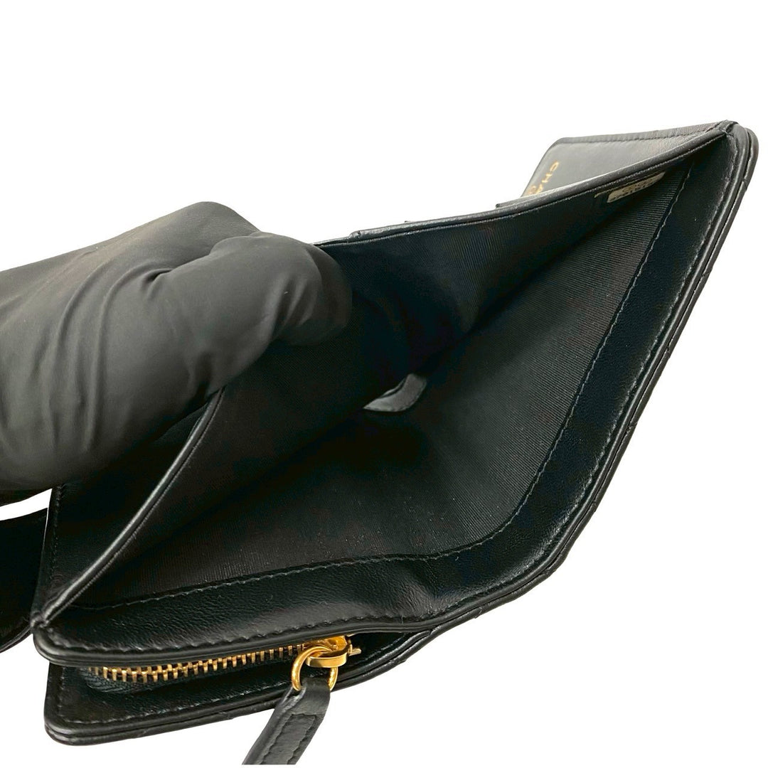 二つ折り財布 シャネル