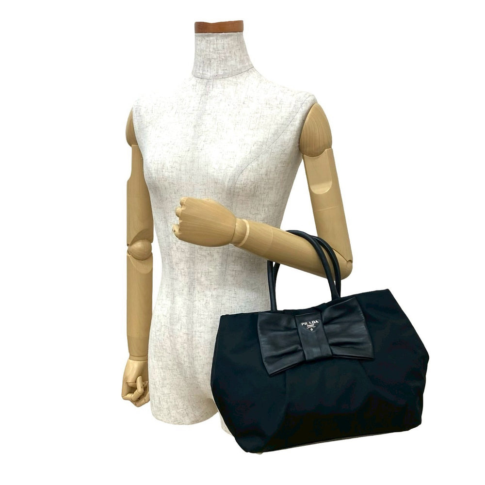 handbag prada