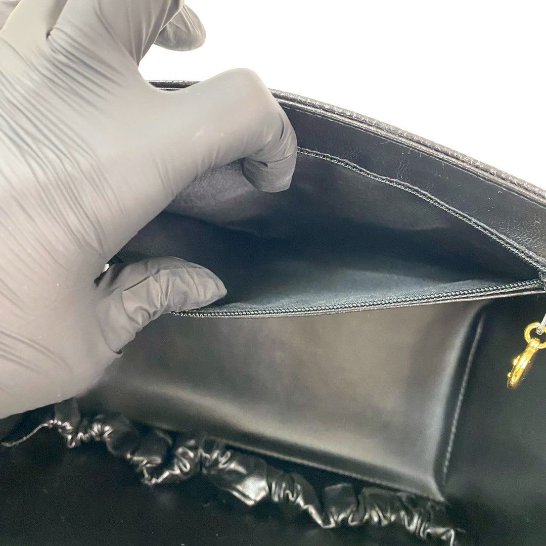 ショルダーバッグ シャネル