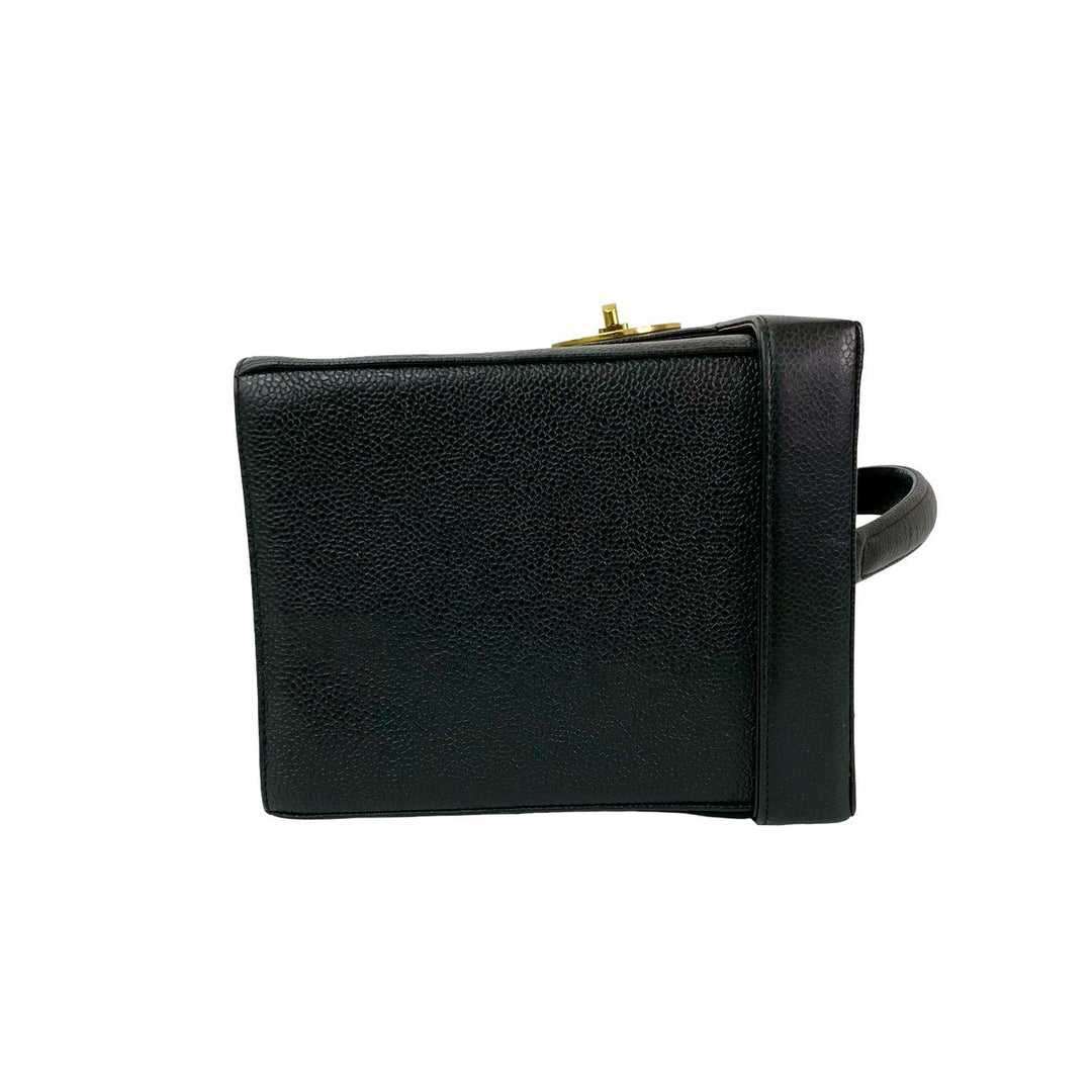 ショルダーバッグ シャネル