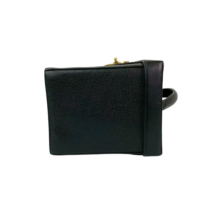 ショルダーバッグ シャネル