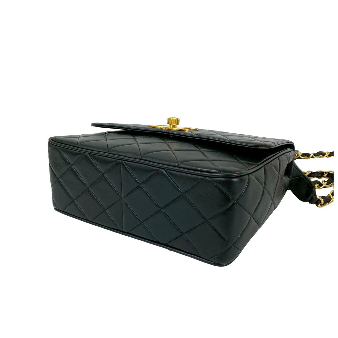 ショルダーバッグ シャネル