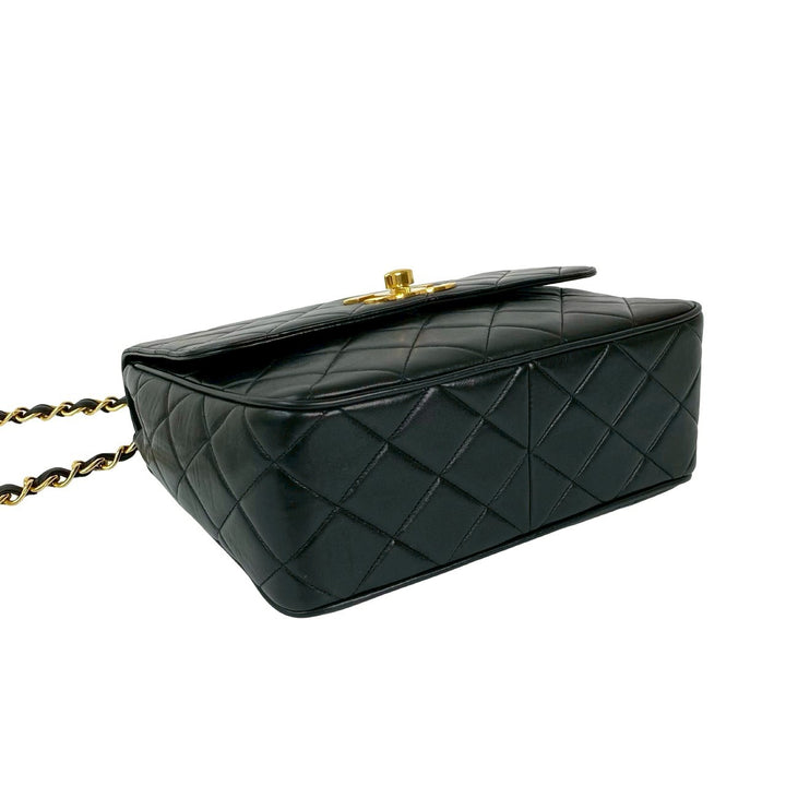 ショルダーバッグ シャネル