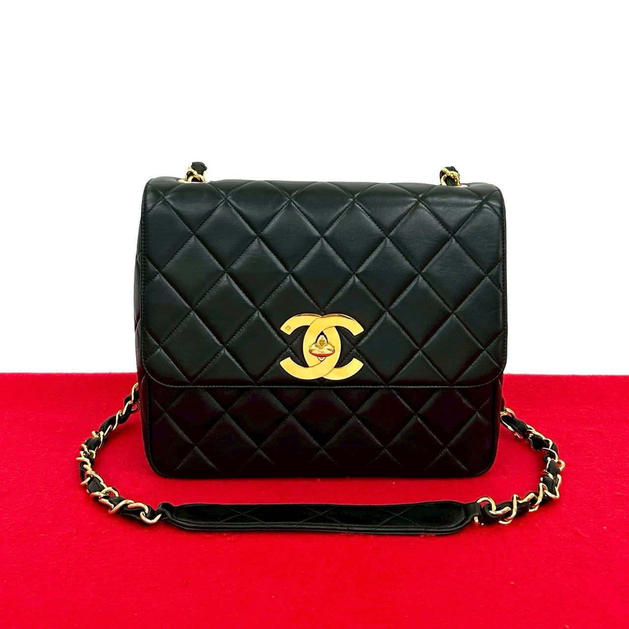 CHANEL シャネル (Vintage) ショルダーバッグ – Trip