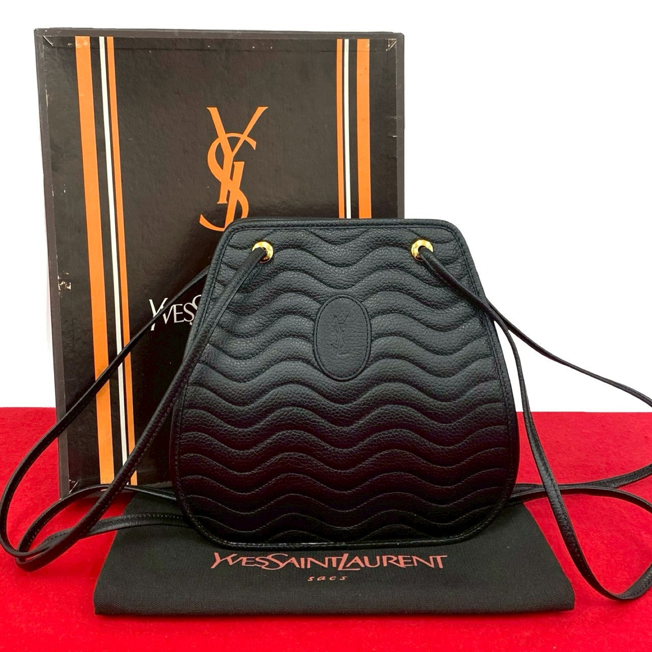 YVES SAINT LAURENT イヴ サンローラン (Vintage) ショルダーバッグ – Trip
