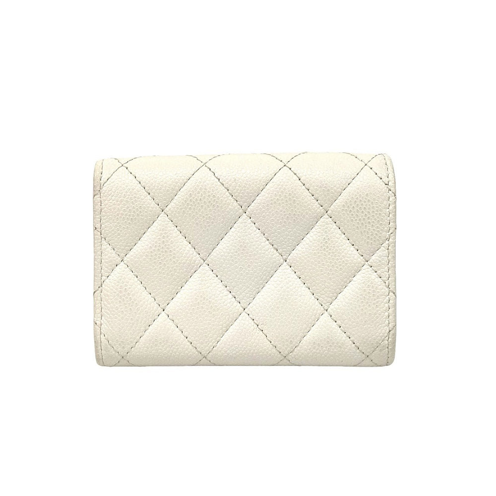 trifold wallet chanel