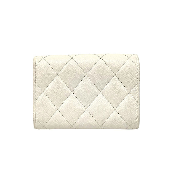 trifold wallet chanel