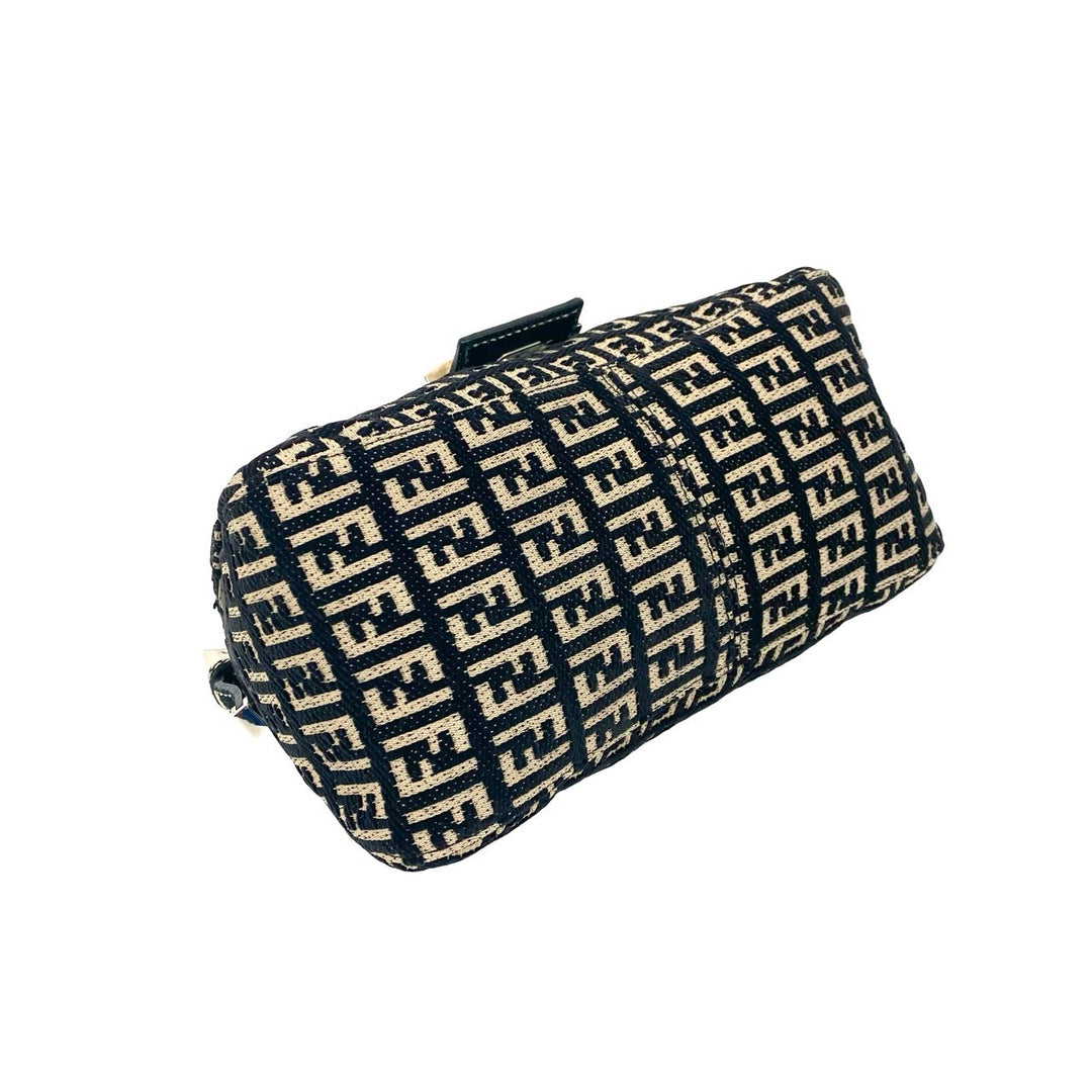 Handbag Fendi Mamma Bucket