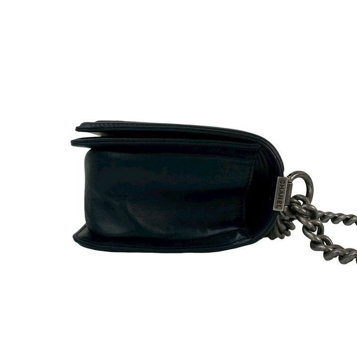 ショルダーバッグ シャネル ボーイシャネル