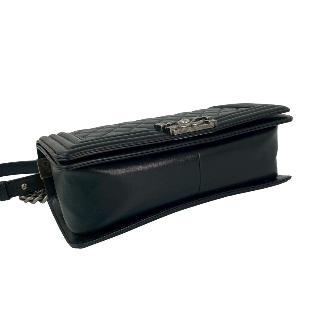 ショルダーバッグ シャネル ボーイシャネル