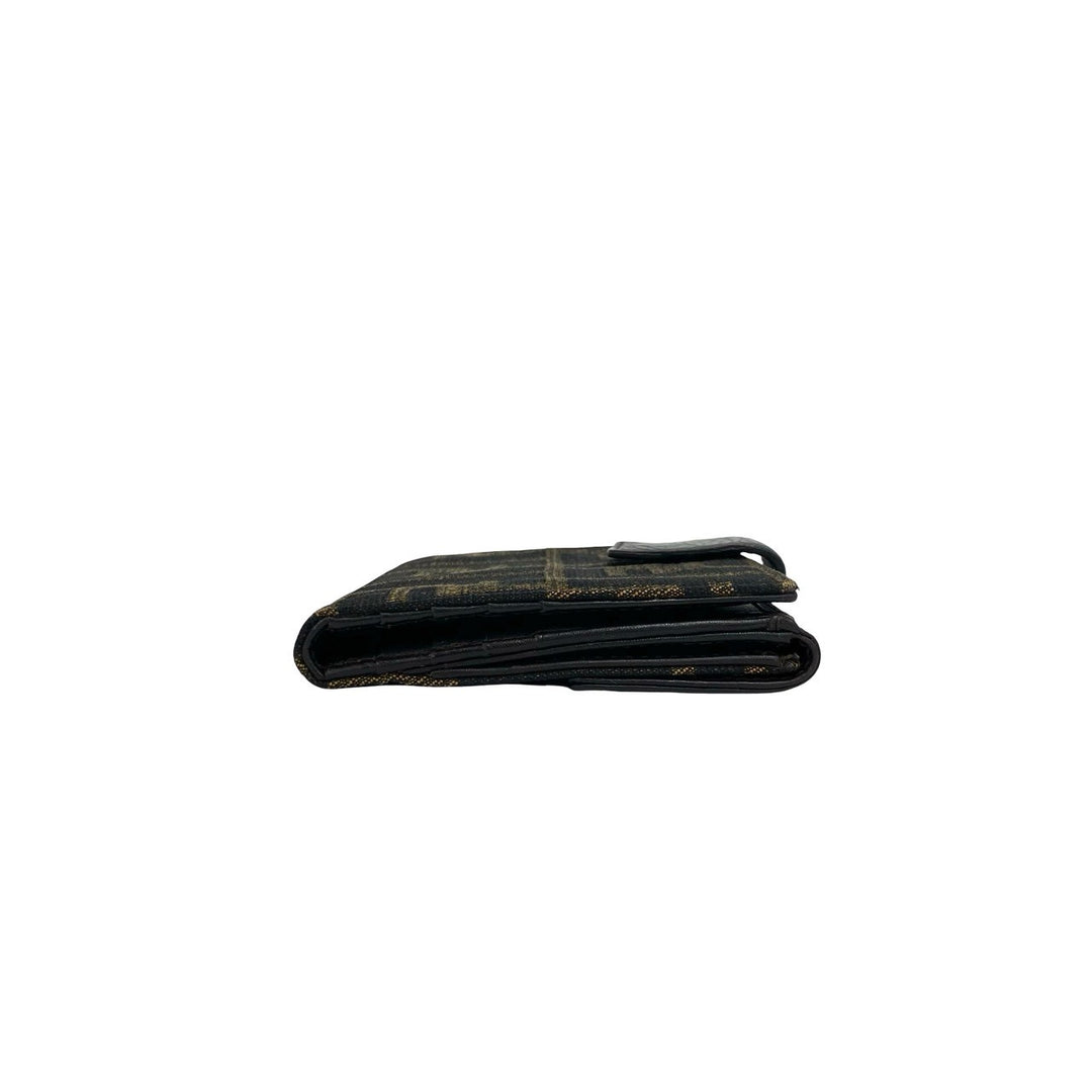 bifold wallet fendi