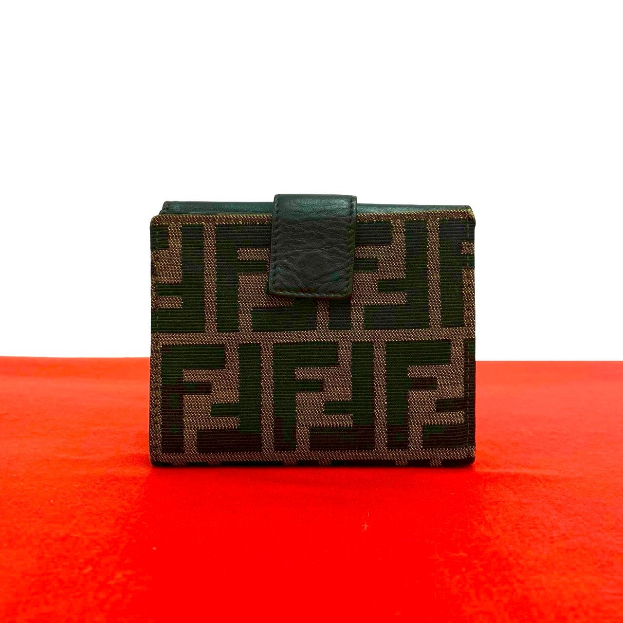 FENDI　二つ折り財布 FENDI フェンディ 二つ折り財布 – Trip
