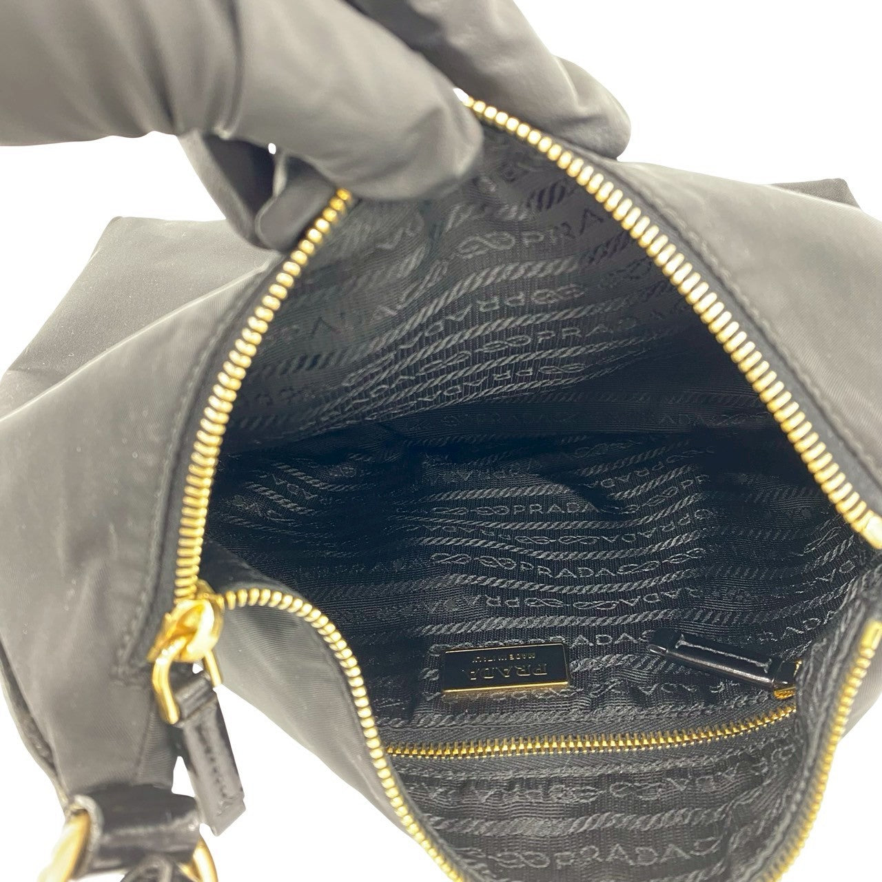 PRADA プラダ ショルダーバッグ – Trip PRADA プラダ ショルダーバッグ – Trip