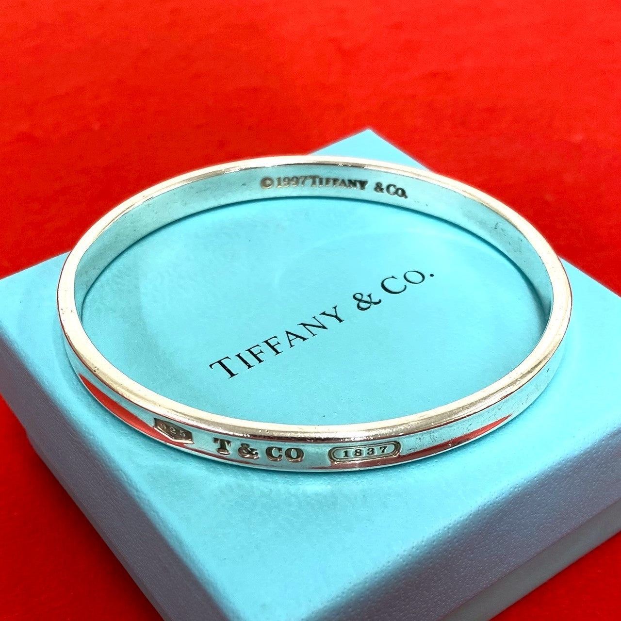 TIFFANY&Co. ティファニー (Vintage) ナロー バングル ブレスレット – Trip