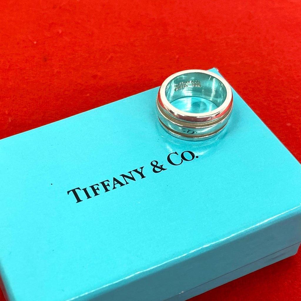 本日限定価格！！Tiffany & Co. グルーブドリング 8.5号 TIFFANY&Co