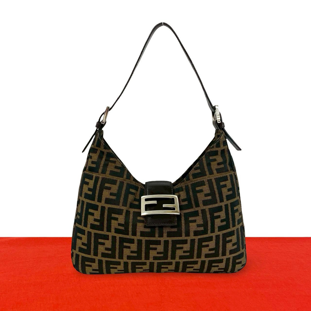 FENDI ショルダーバッグ FENDI フェンディ ショルダーバッグ – Trip