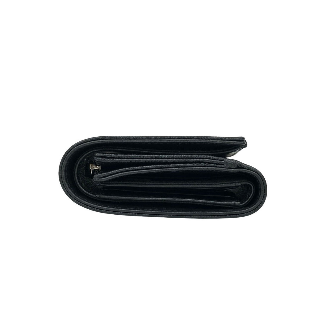 trifold wallet chanel