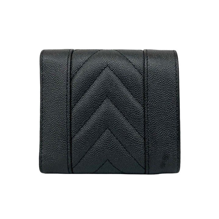 trifold wallet chanel