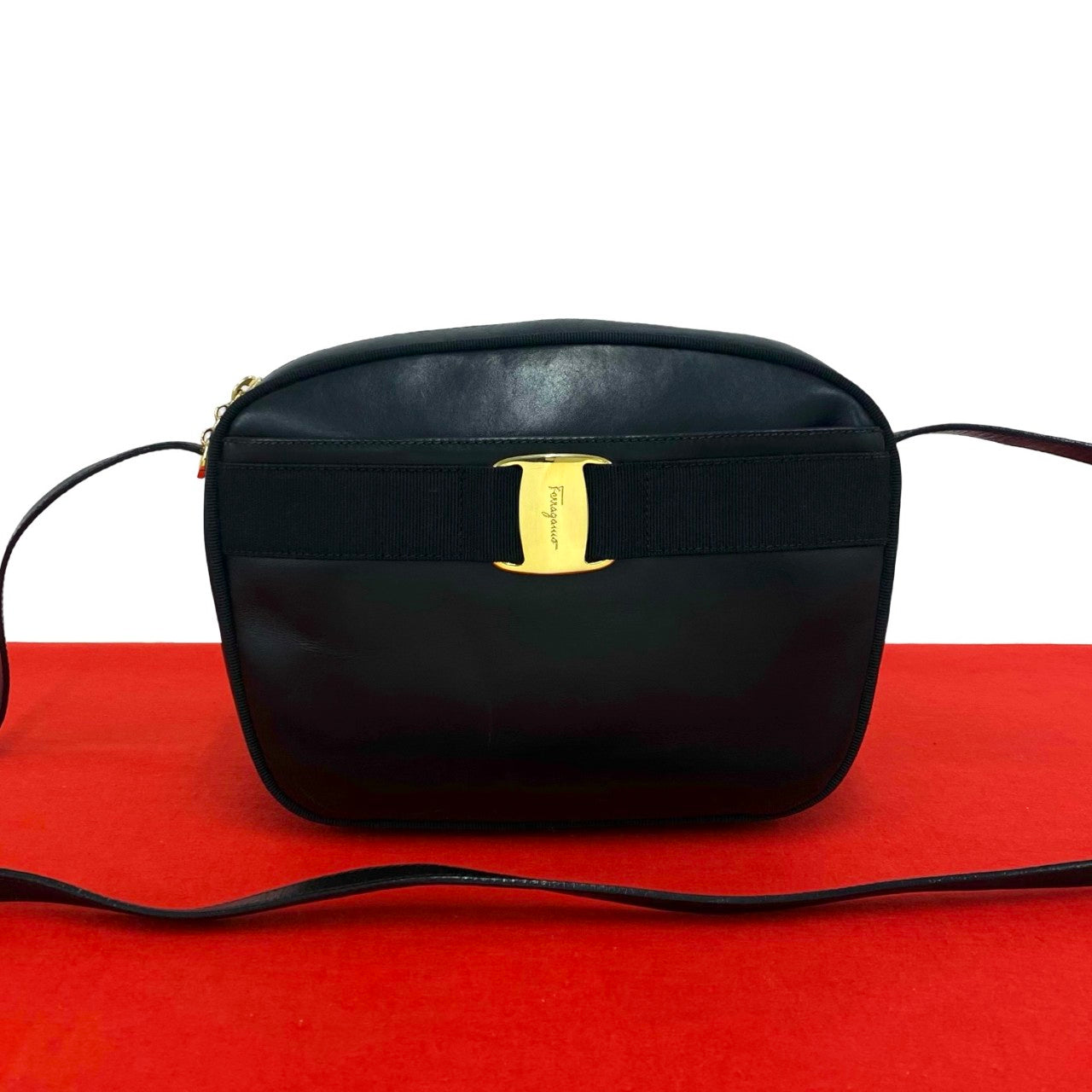 ショルダーバッグ salvatore ferragamo バッグ フェルガモ Salvatore Ferragamo サルヴァトーレフェラガモ (Vintage) ショルダー