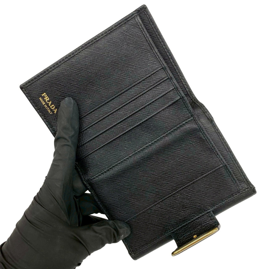 bifold wallet prada