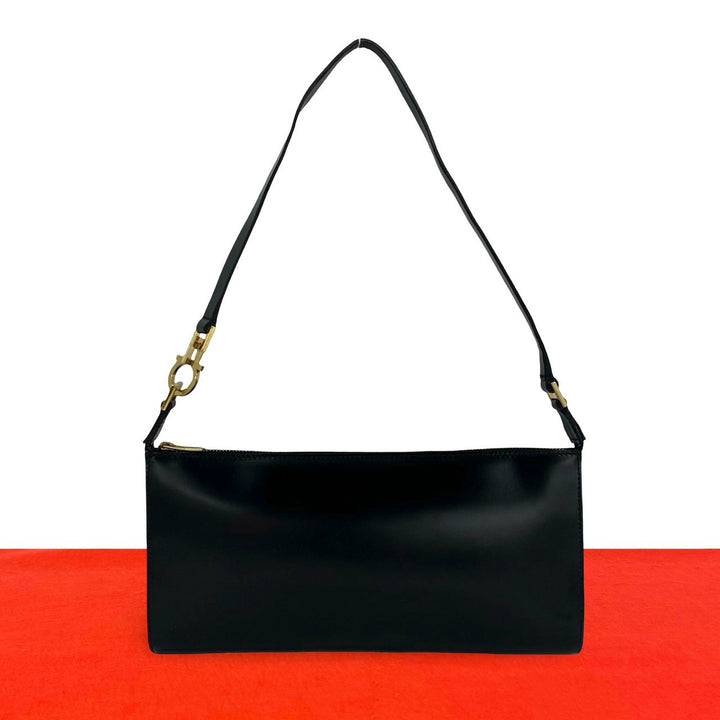 ショルダーバッグ サルヴァトーレフェラガモ