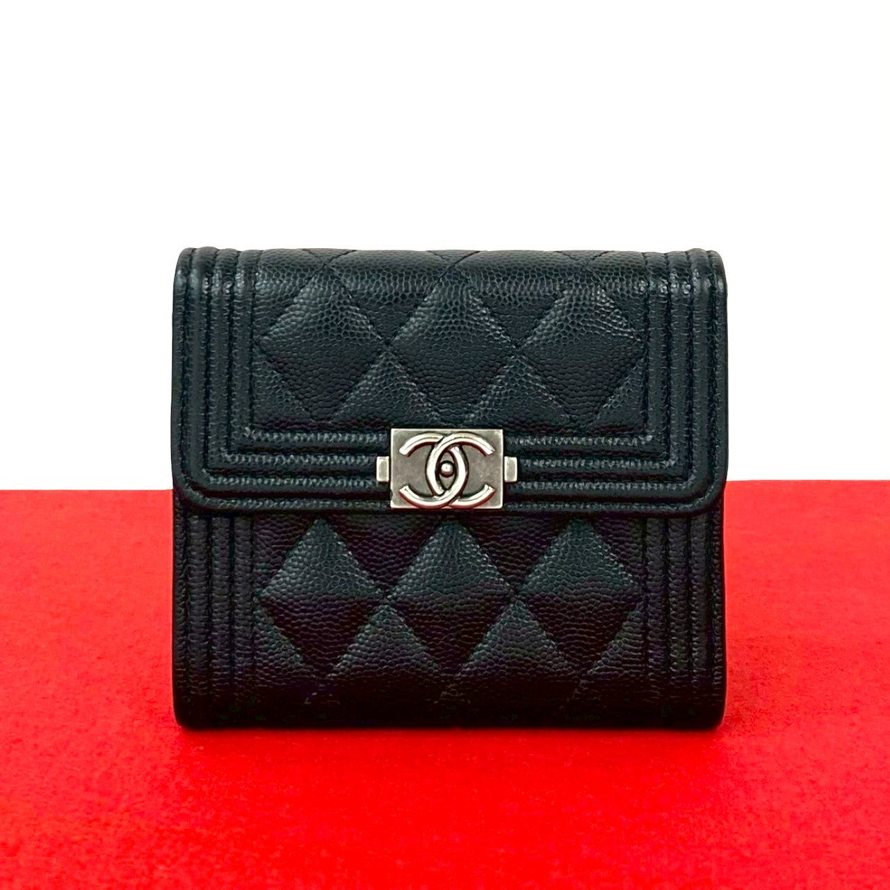 CHANEL シャネル 三つ折り財布 – Trip