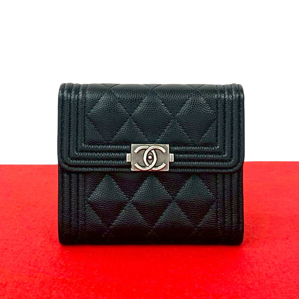 CHANEL シャネル 三つ折り財布 – Trip