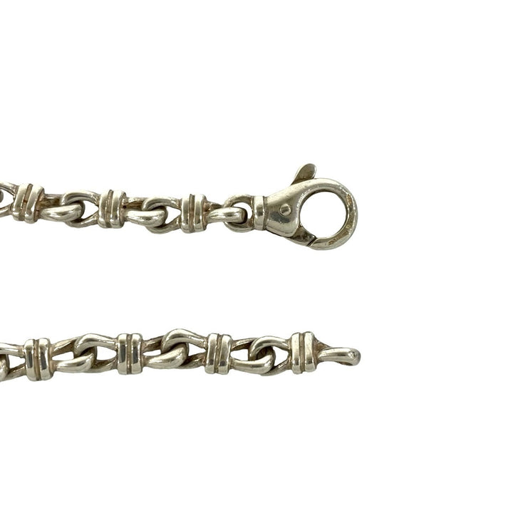 blurRubbingTiffany Knot Link ID BlurRubbingCut