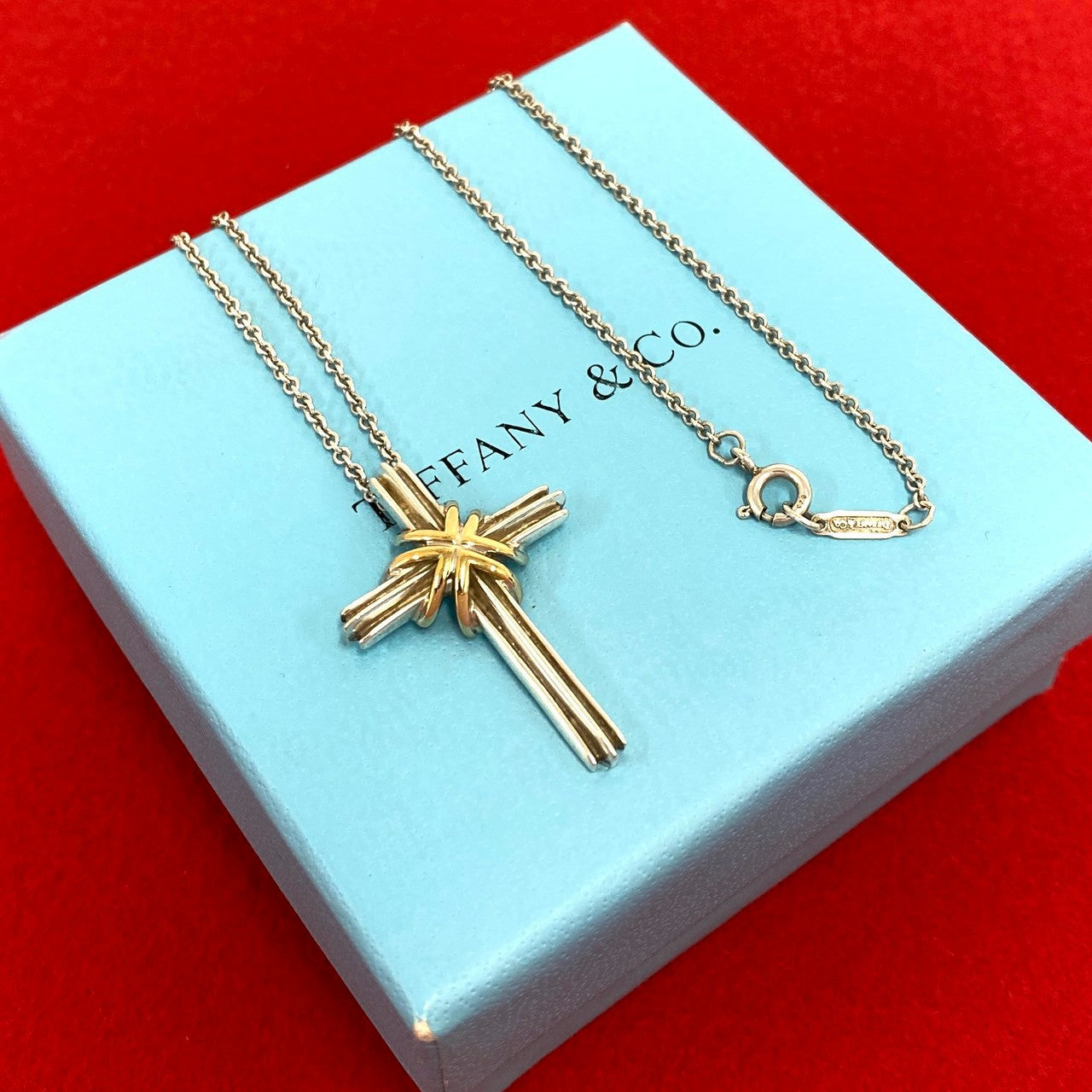 Tiffany & Co. シグネチャー クロス ネックレス TIFFANY&Co