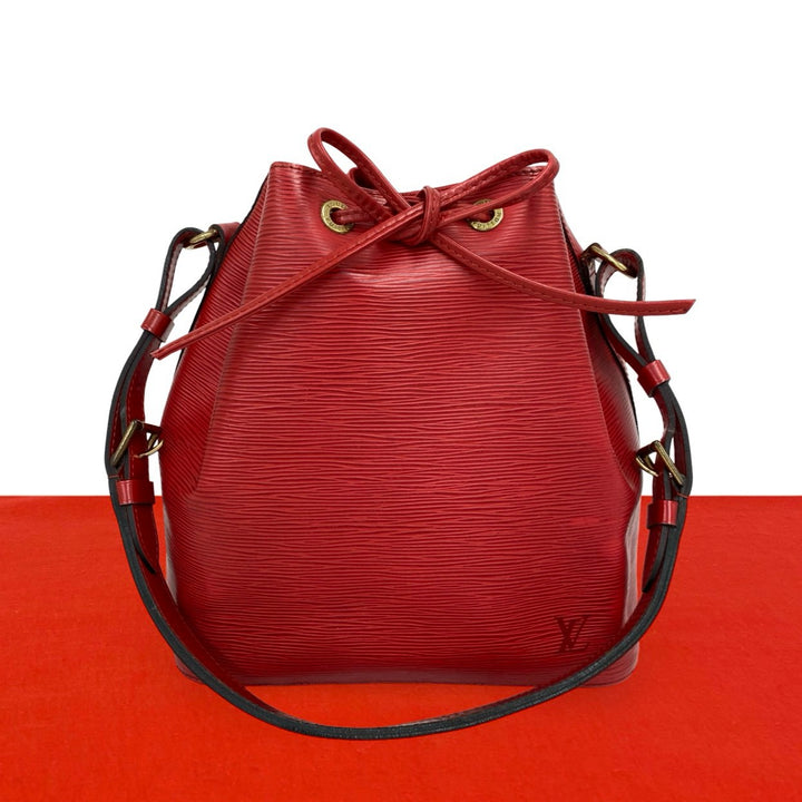 ショルダーバッグ ルイヴィトン プチ ノエ