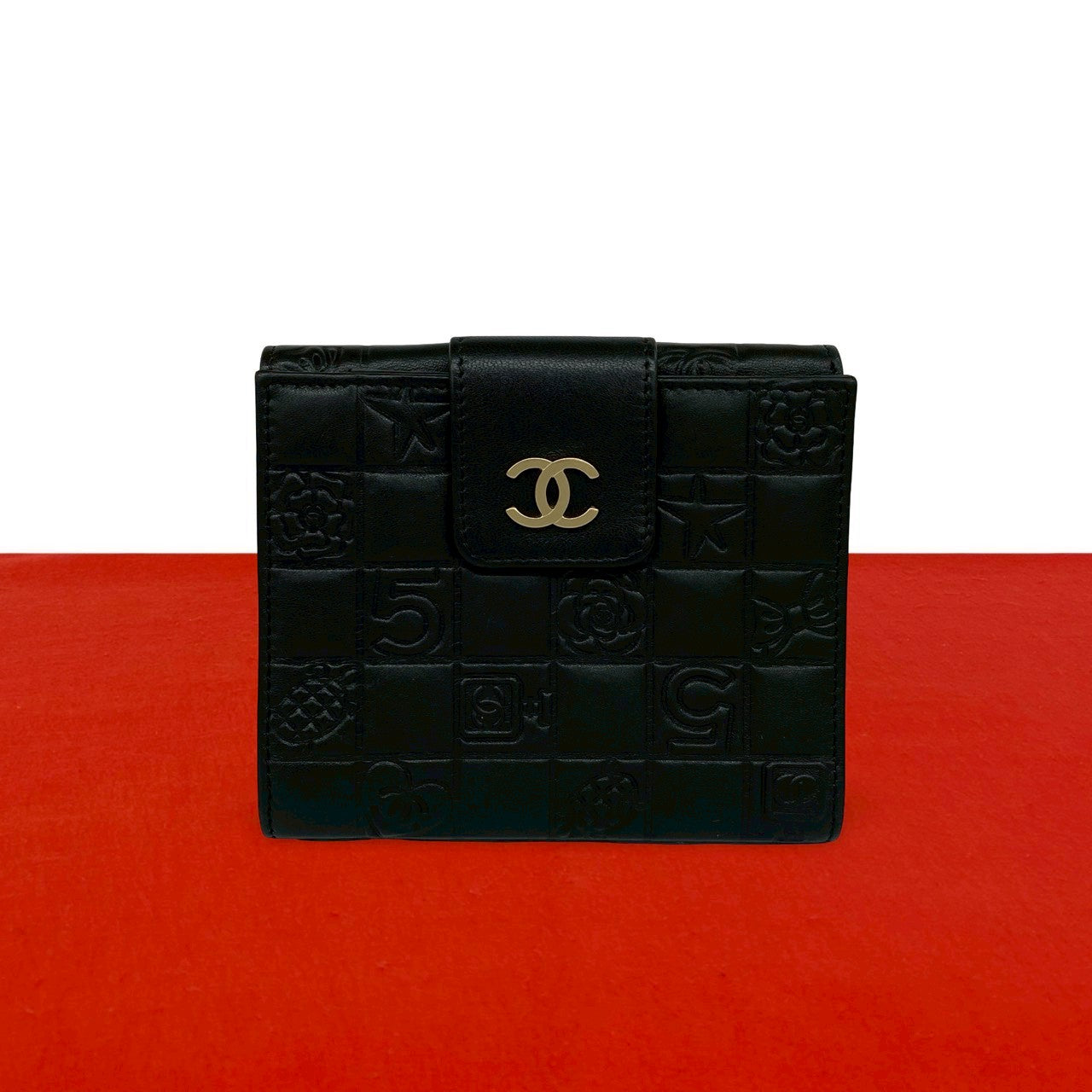 CHANEL シャネル 二つ折り財布 – Trip