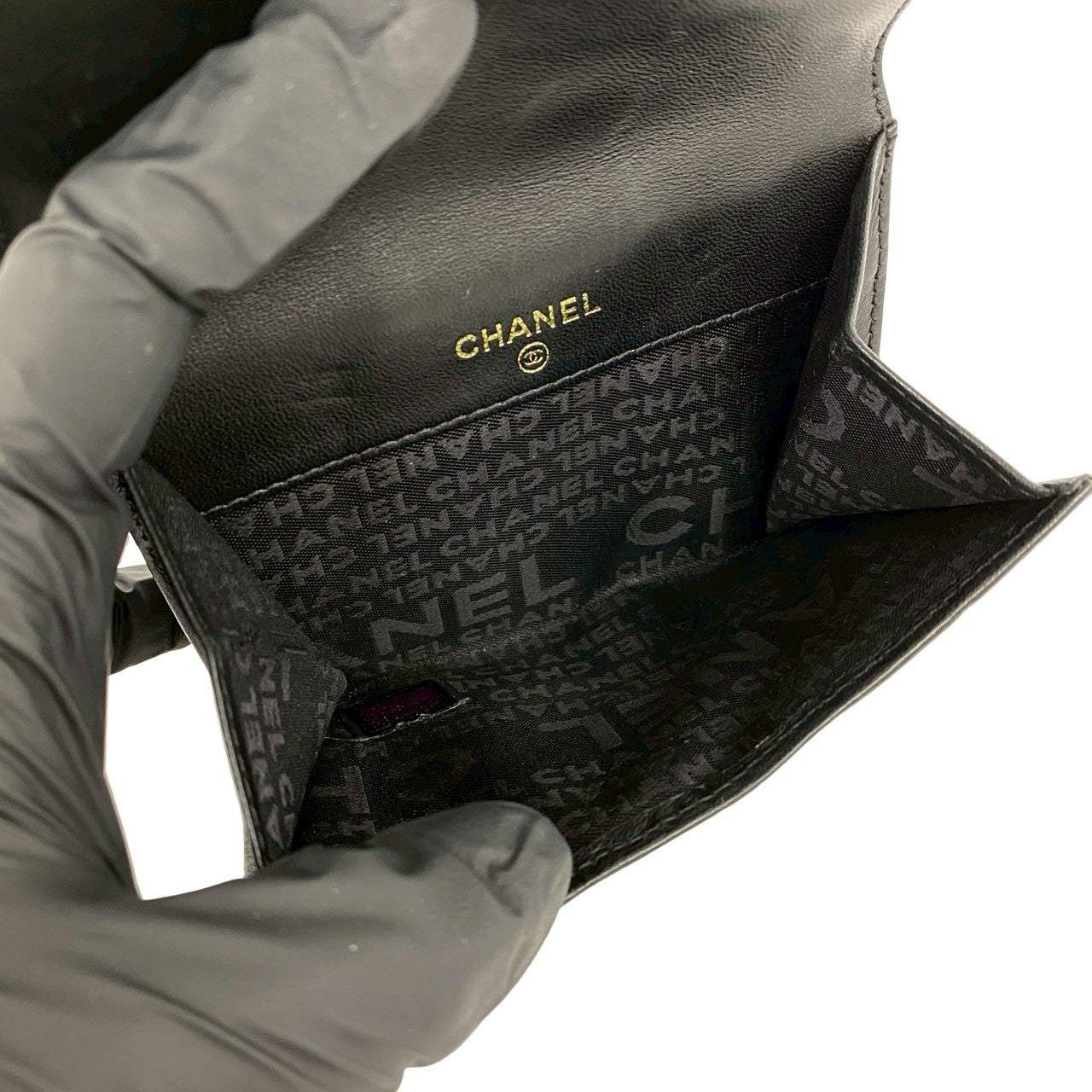 CHANEL シャネル 二つ折り財布 – Trip