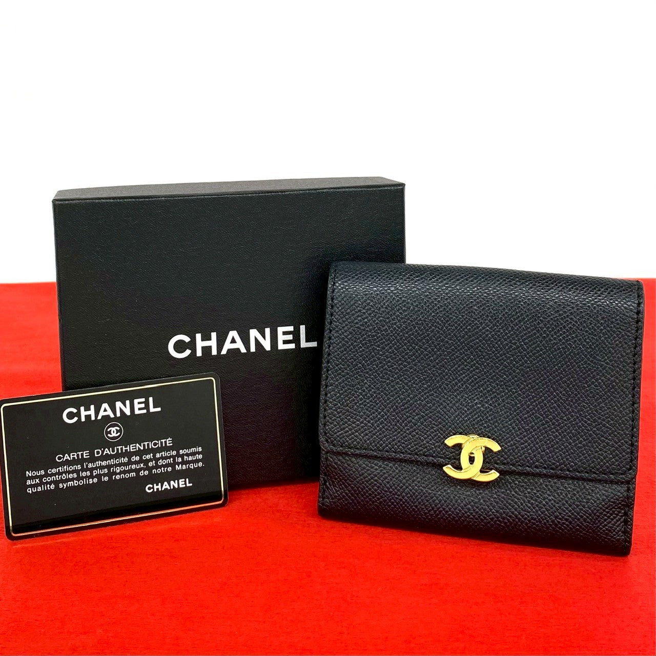 CHANELシャネル二つ折り財布◆ビンテージ CHANEL シャネル (Vintage) 二つ折り財布 – Trip