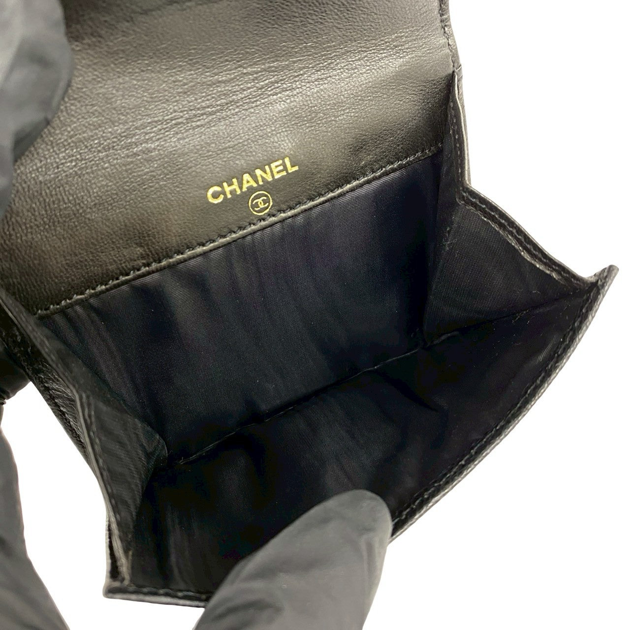 CHANEL シャネル (Vintage) 二つ折り財布 – Trip