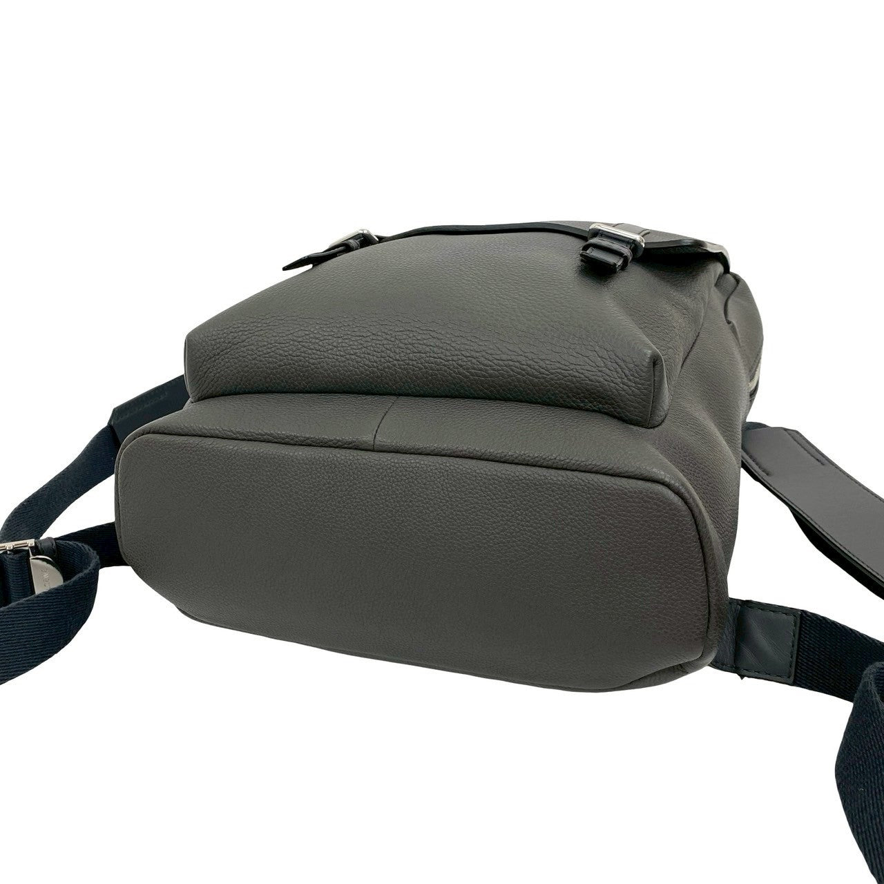 LOEWE ミリタリー バックパック – Trip