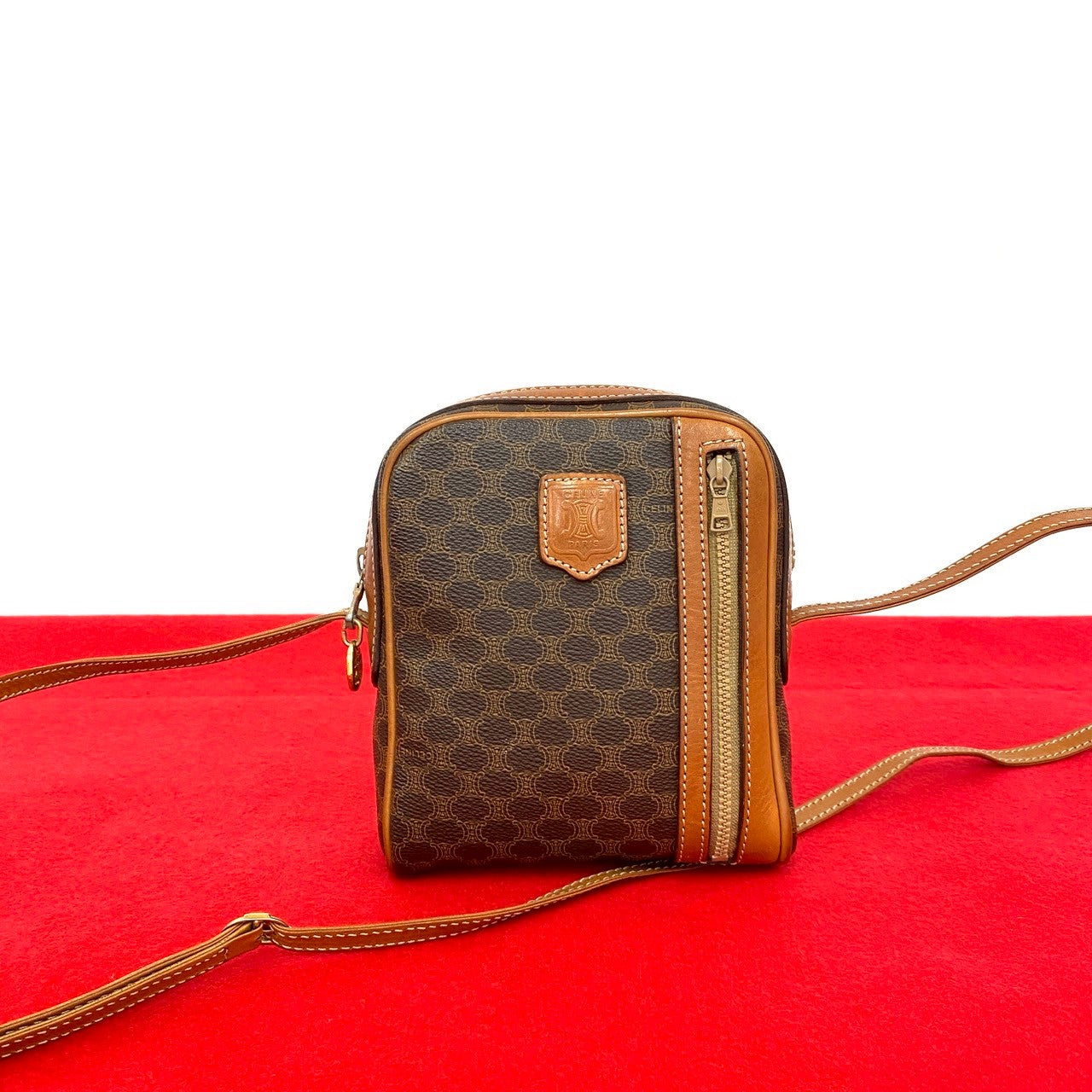 メイク道具・化粧小物 vintage made in ITALY CELINE bag メイク道具・化粧小物 vintage made in ITALY CELINE bag Celine