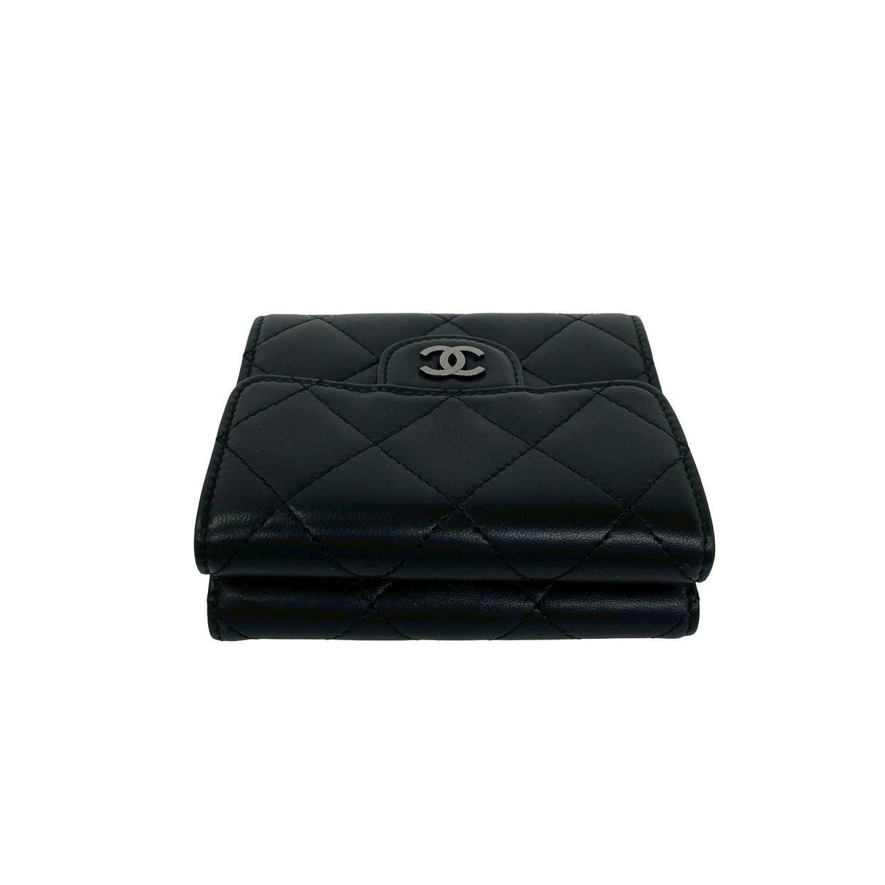 CHANEL シャネル 三つ折り財布 – Trip