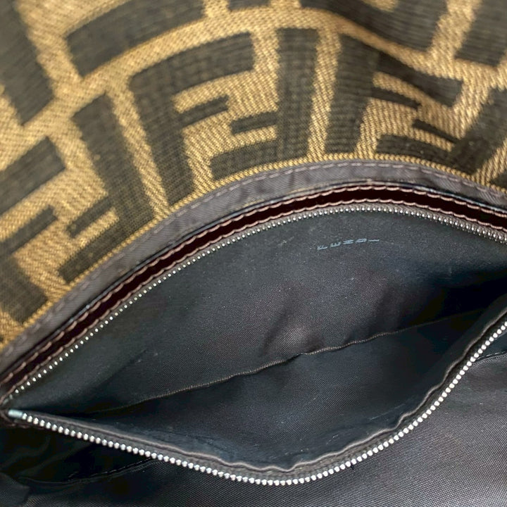 ショルダーバッグ フェンディ マンマバケット