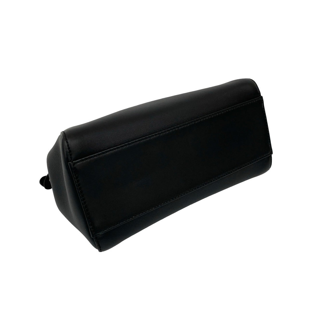 ショルダーバッグ フェンディ ピーカブー ミニ